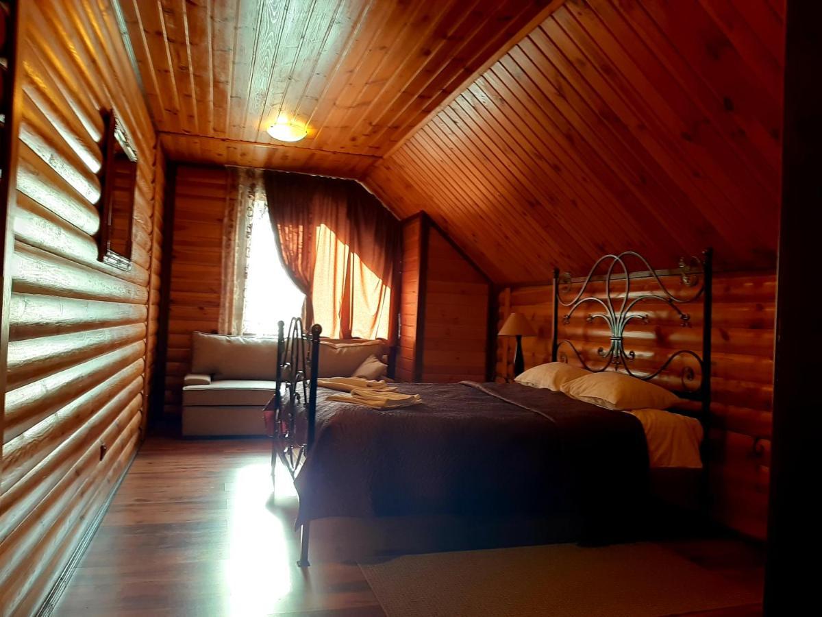 Заміський Комплекс Grand Prix Hotel Tsyurupynsk Ngoại thất bức ảnh